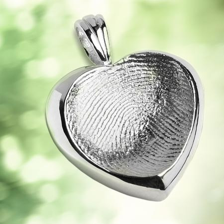 Kettenanhänger mit dem Fingerabdruck des geliebten Menschen
