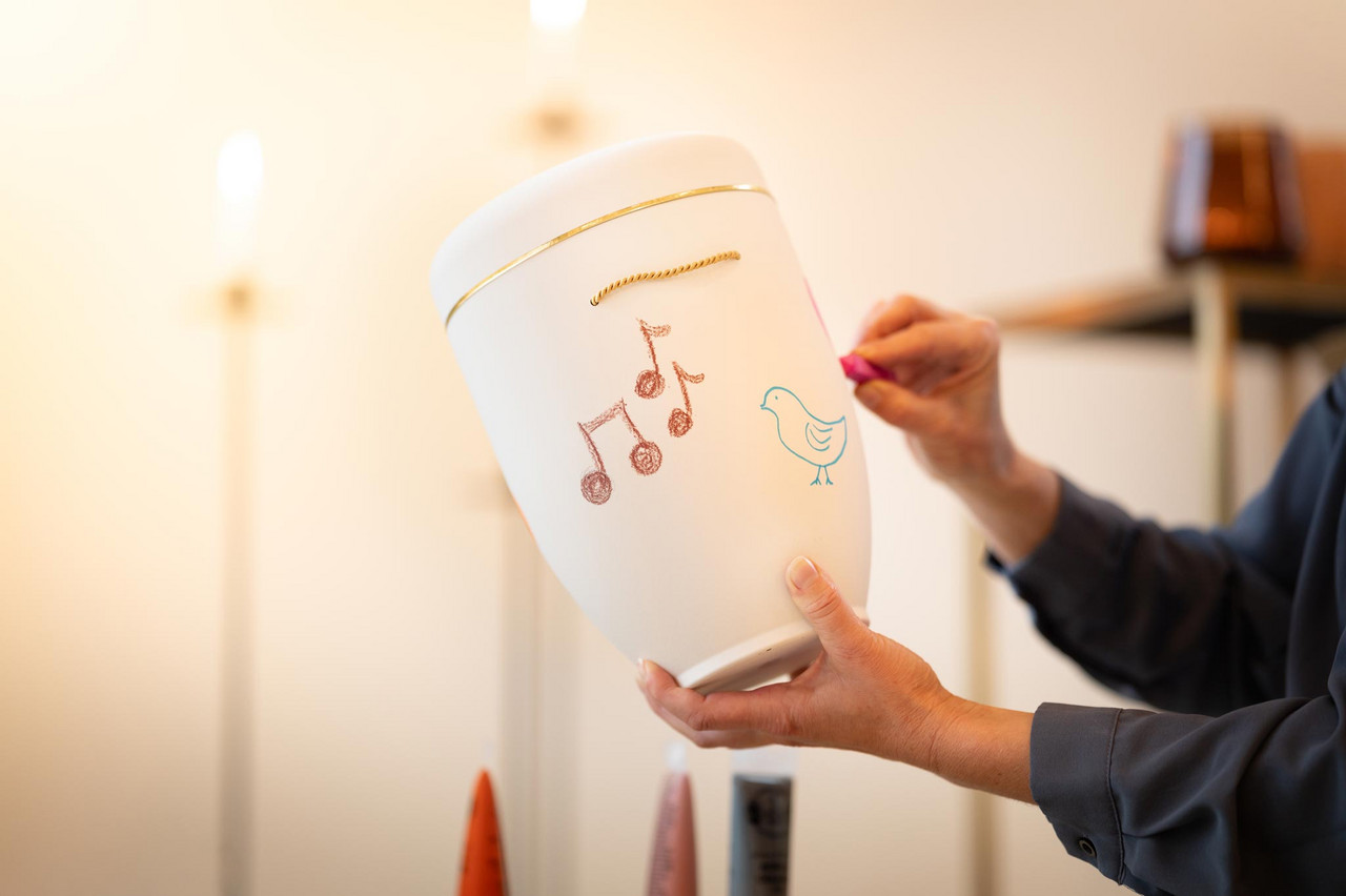 m_fld128_sargmalerei_019 Bestattungen Dunker – Bestattungsalternativen - Feuerbestattung